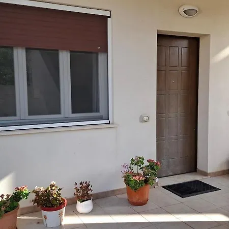 Casa Nonna Elvia Elvia's Grandma * Dolianova