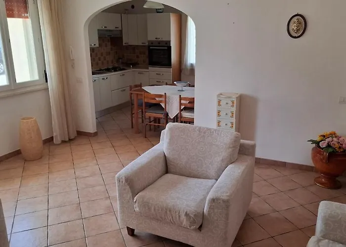 Casa Nonna Elvia Elvia's Grandma Nyaraló Dolianova